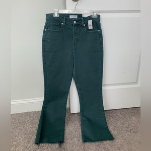 NWT Loft kick crop jean in beautiful dark green color. Size 4/27.